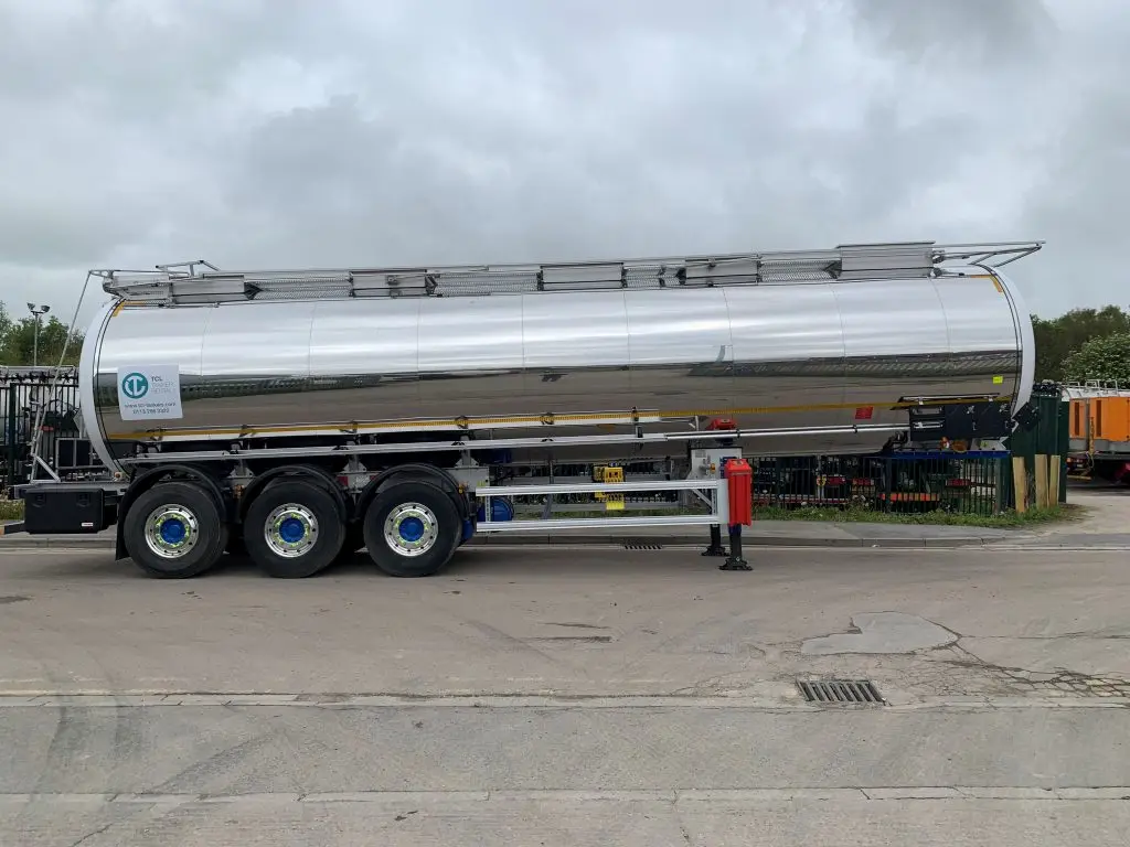 ADR GP (General Purpose) road tankers side view