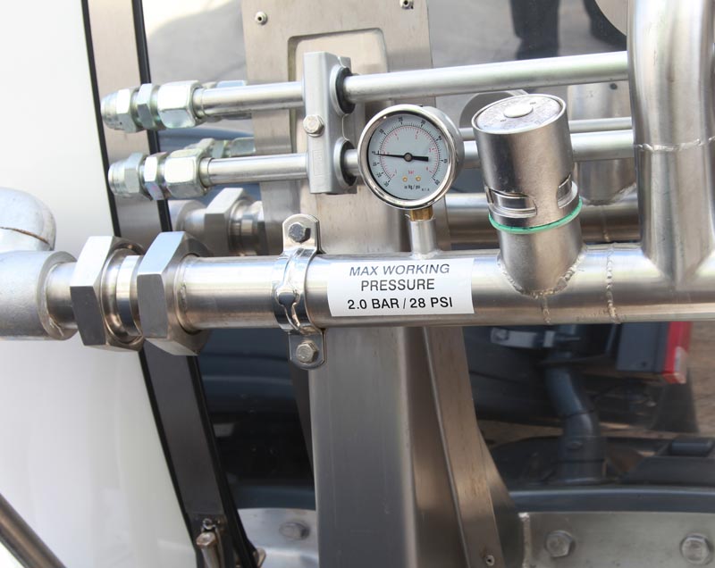 Removable CIP with flash vacuum protection